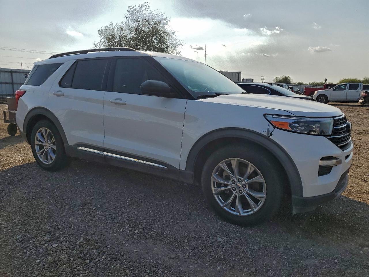 2020 Ford Explorer Xlt - Фото 4