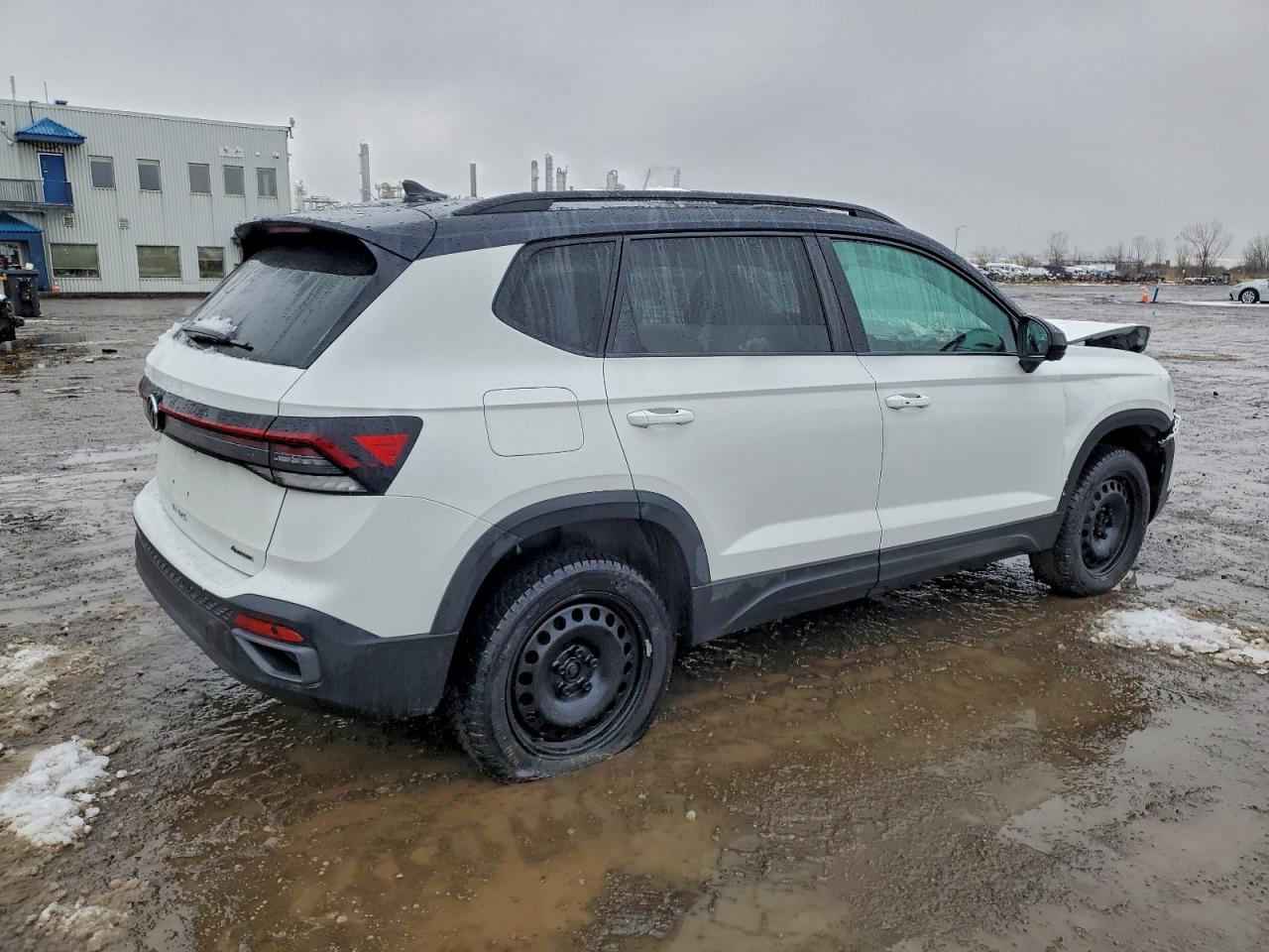2025 Volkswagen Taos Se Black - Image 3