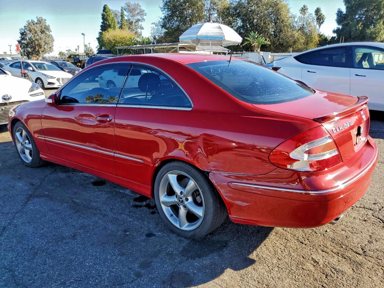 2005 Mercedes-Benz Clk 320C - Фото 2
