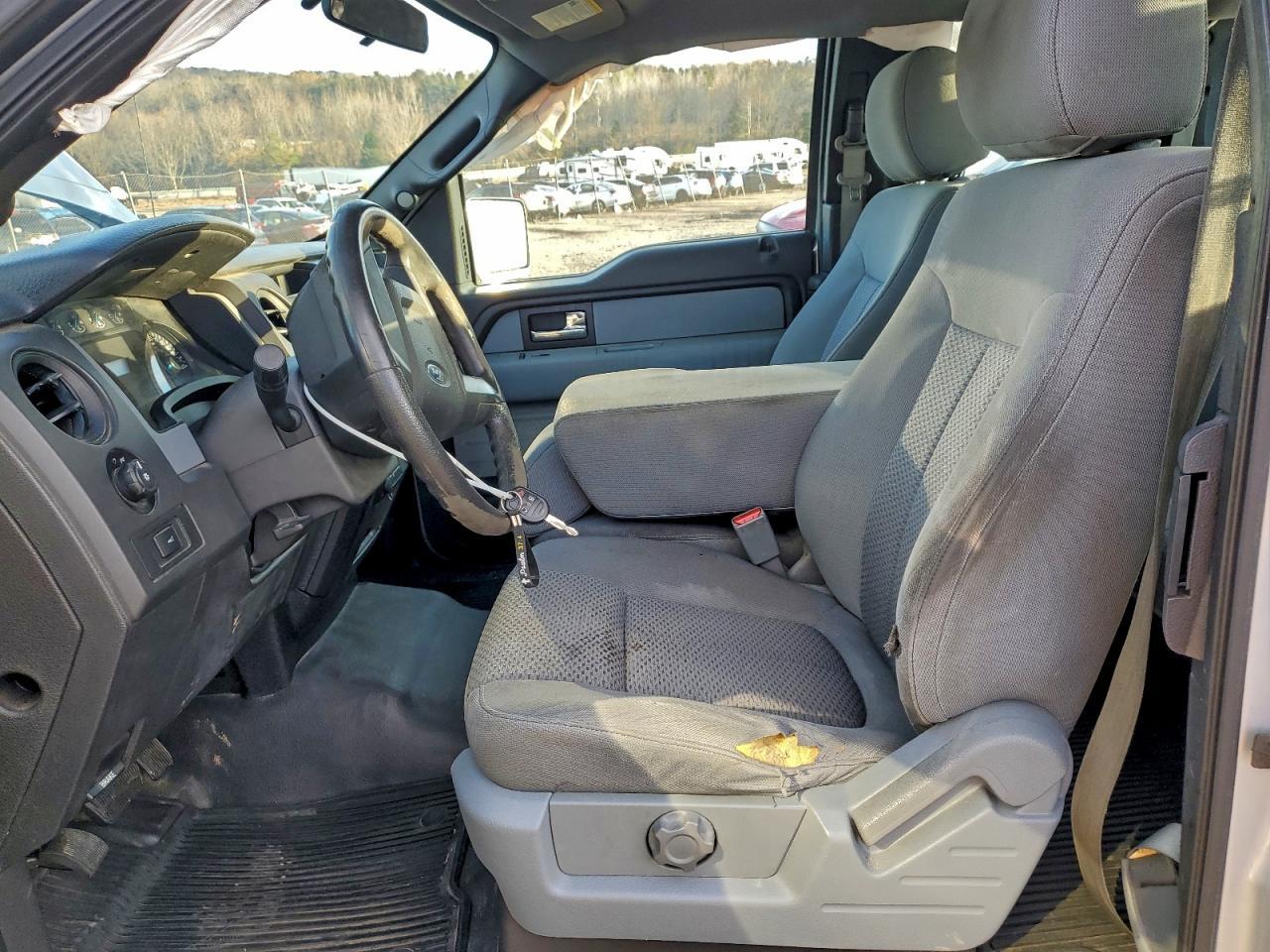 2013 Ford F150 Super Cab - Фото 7