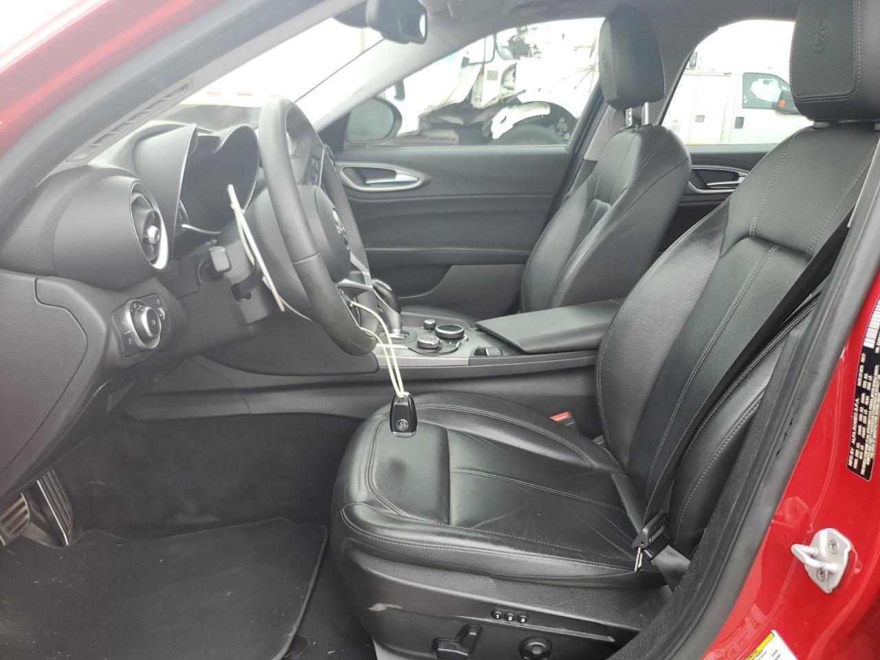 2017 Alfa Romeo Giulia - Фото 7