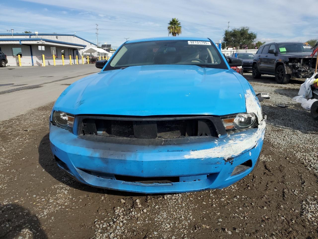 2010 Ford Mustang - Image 5
