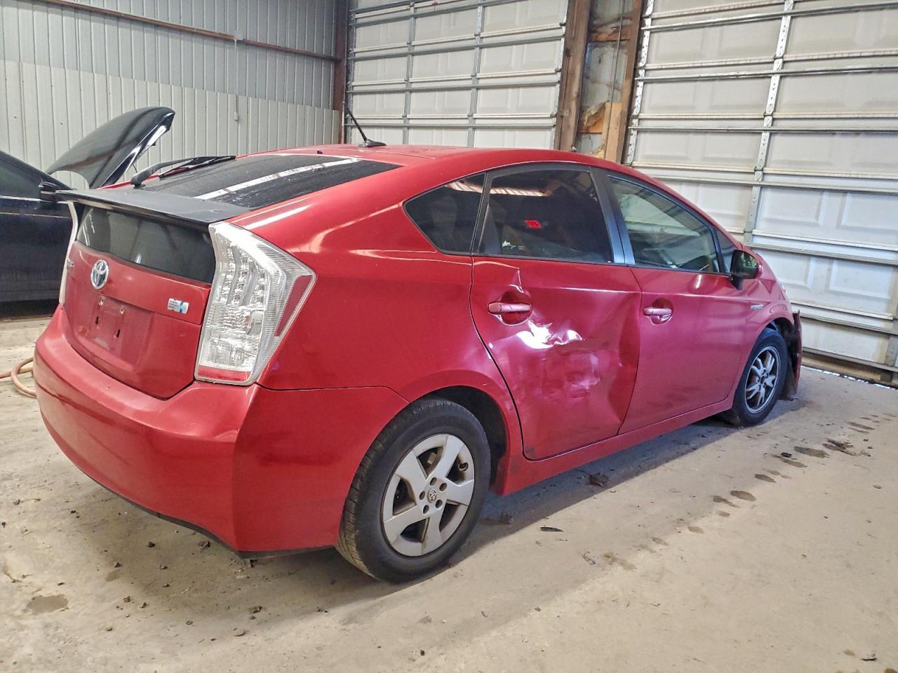 2010 Toyota Prius - Фото 3