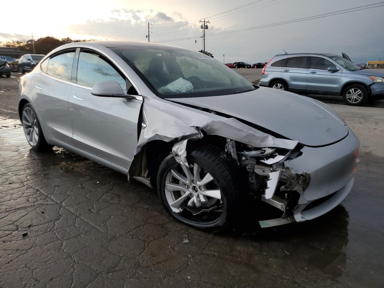 2018 Tesla Model 3 - Image 4