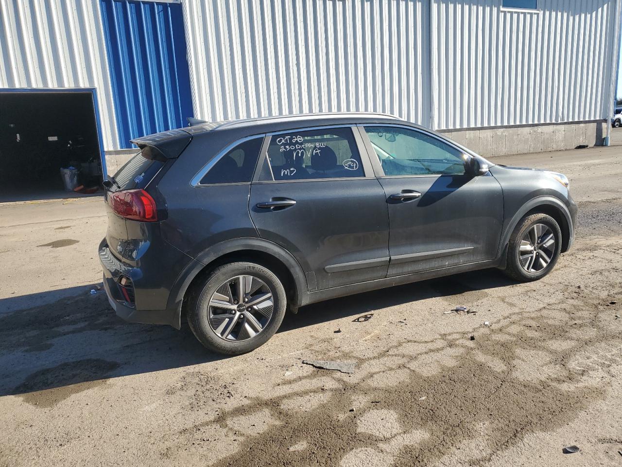 2022 Kia Niro Touring Special Edition - Image 3