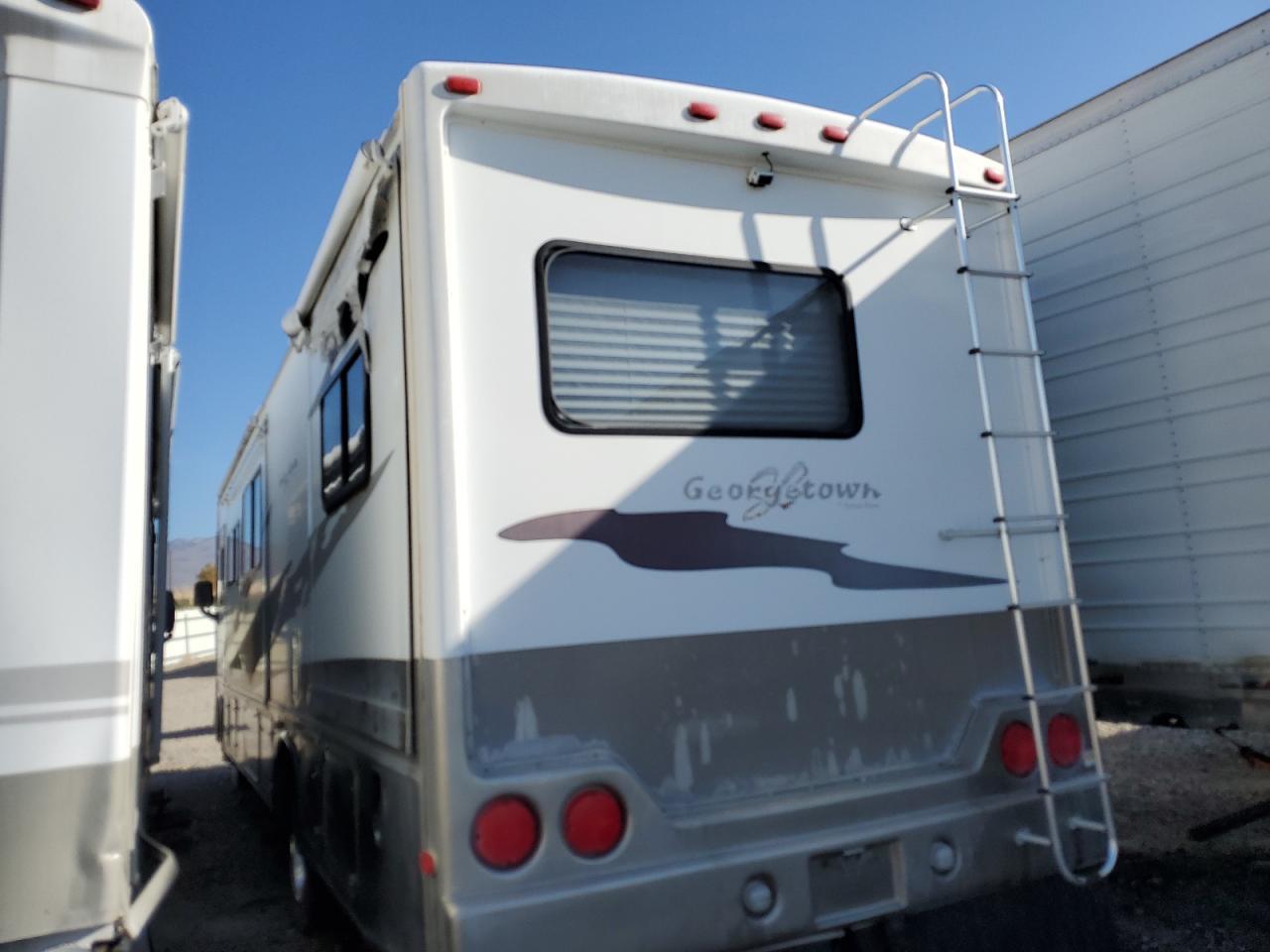 2006 Ford F550 Super - Rv - Image 3