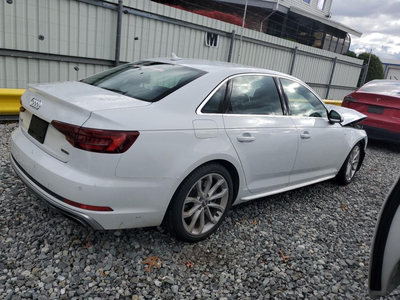 2019 Audi A4 Premium Plus - Фото 3