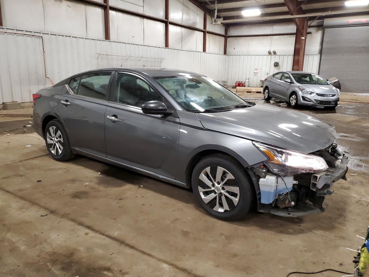 2021 Nissan Altima S - Фото 4