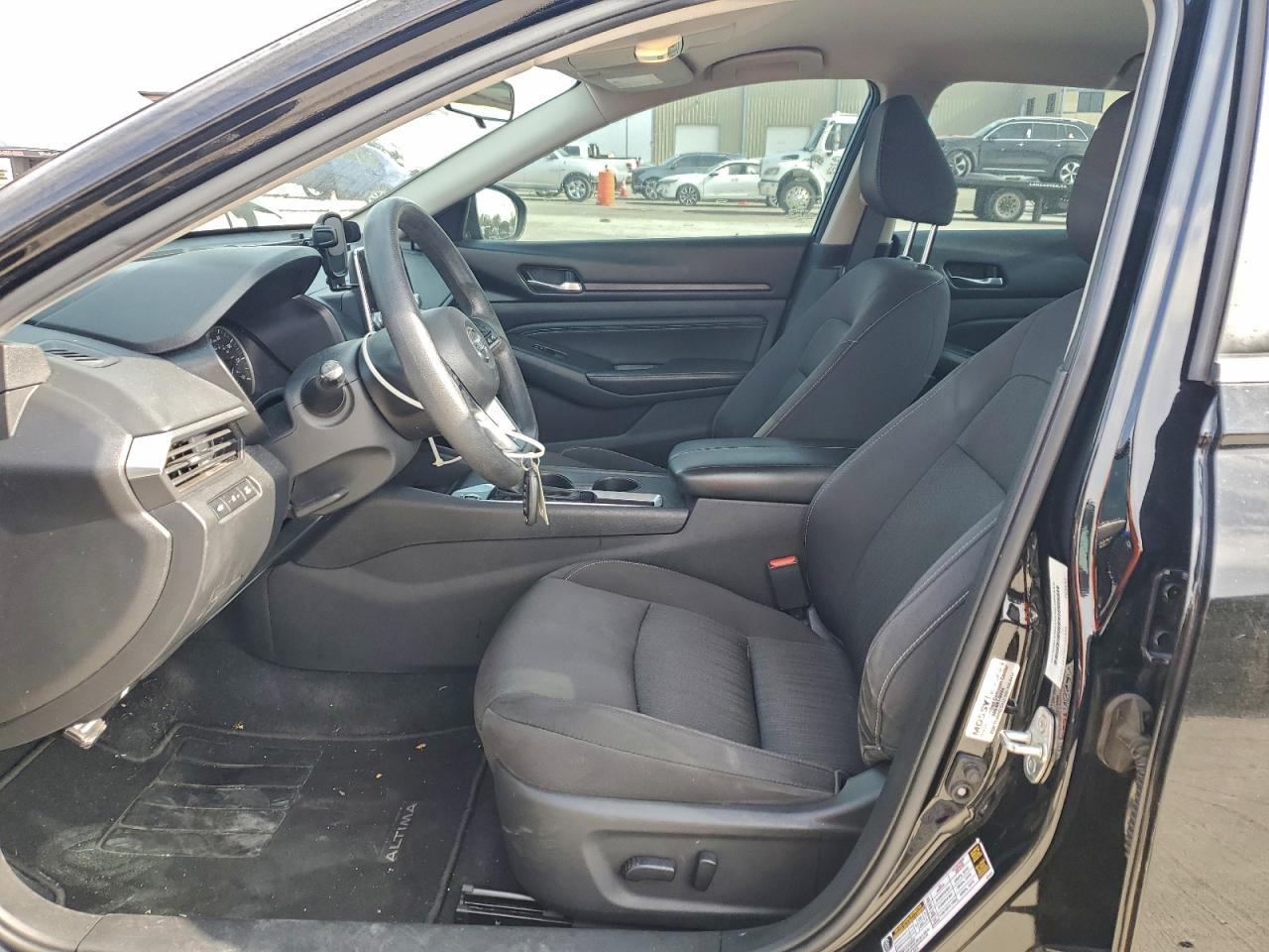 2019 Nissan Altima S - Фото 7