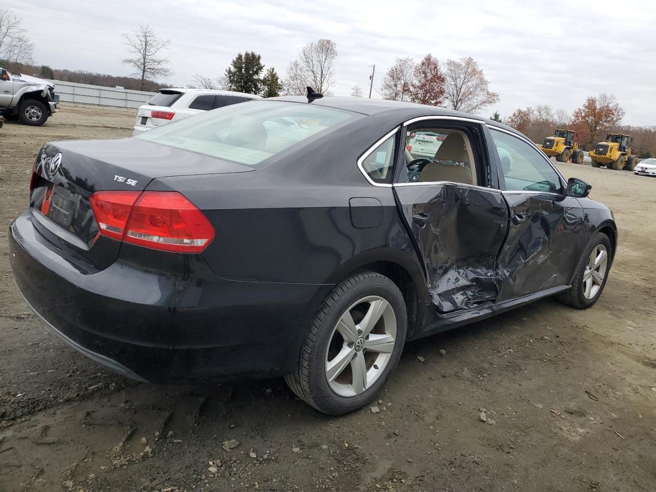 2015 Volkswagen Passat Se - Image 3