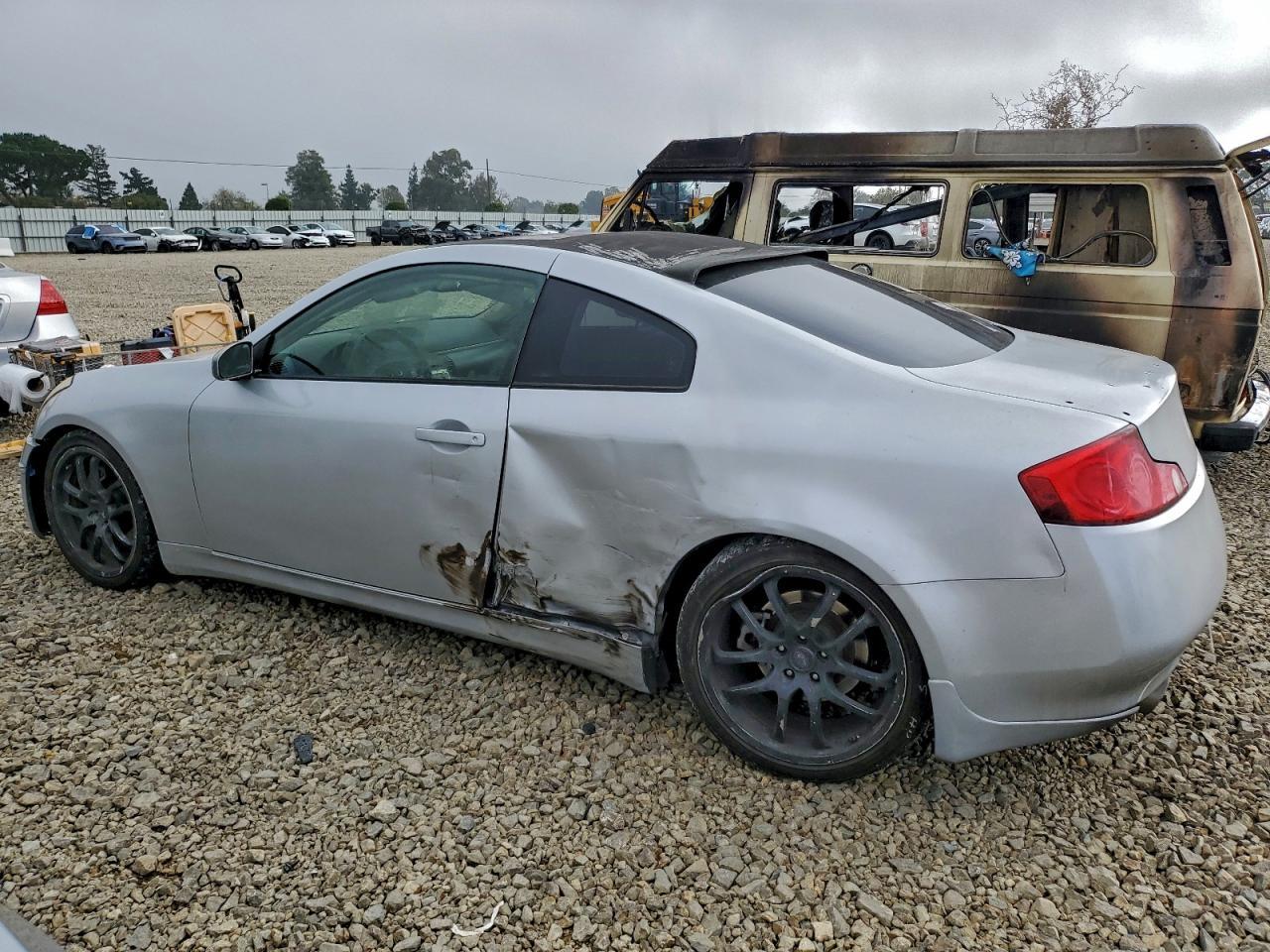 2005 Infiniti G35 - Фото 2