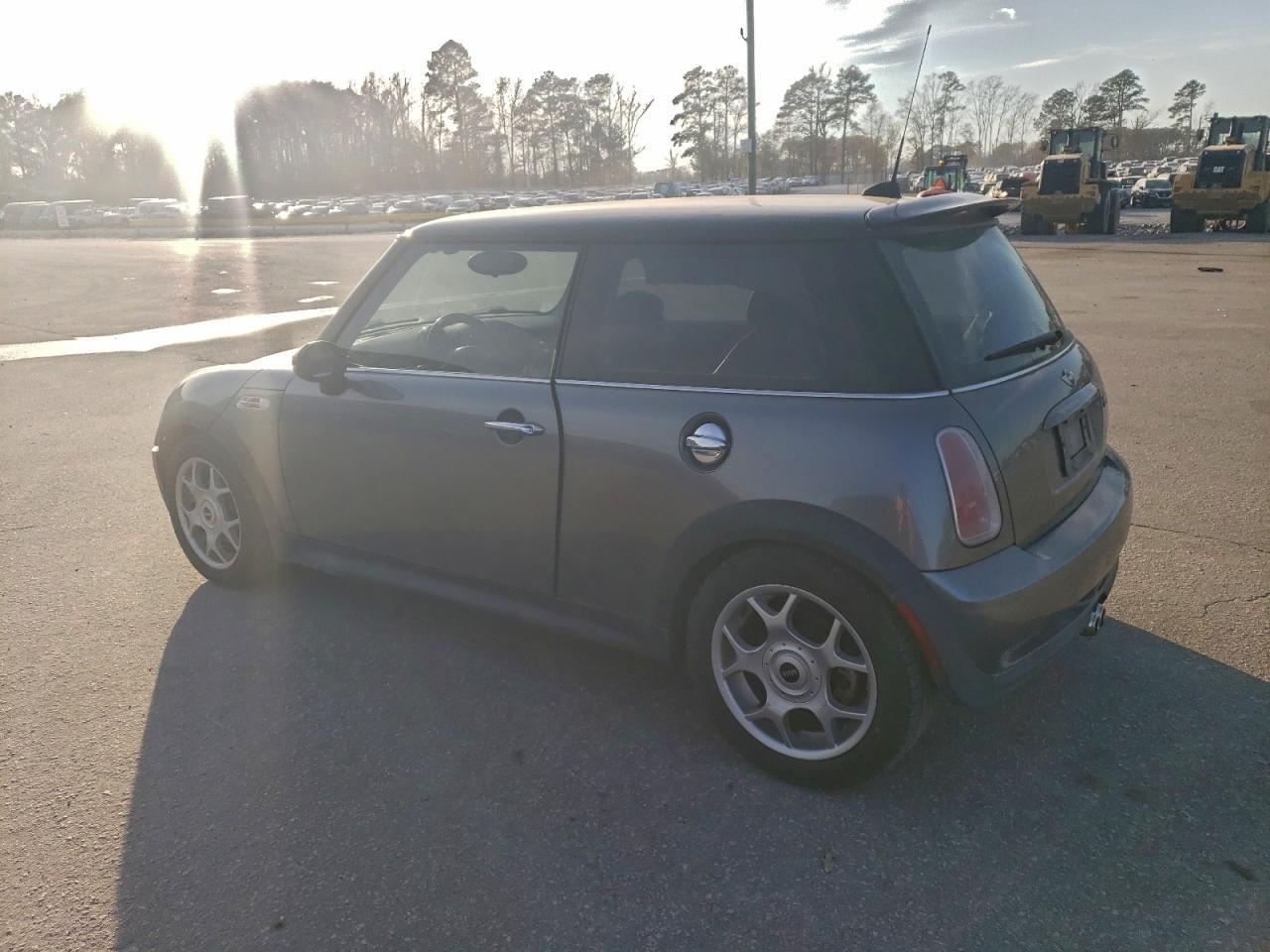 2005 Mini Cooper S - Фото 2