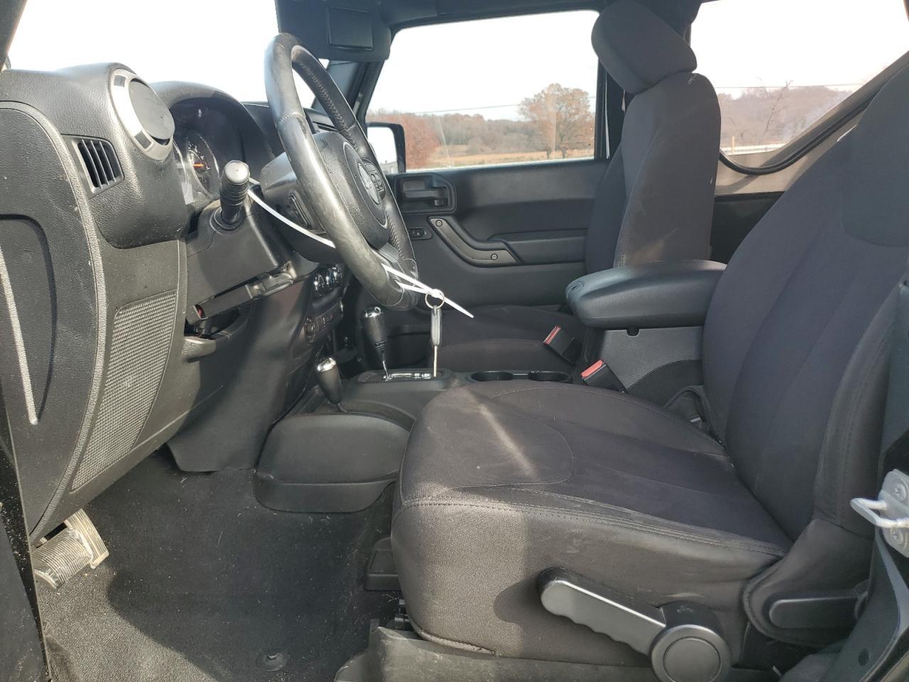 2014 Jeep Wrangler Sport - Фото 7