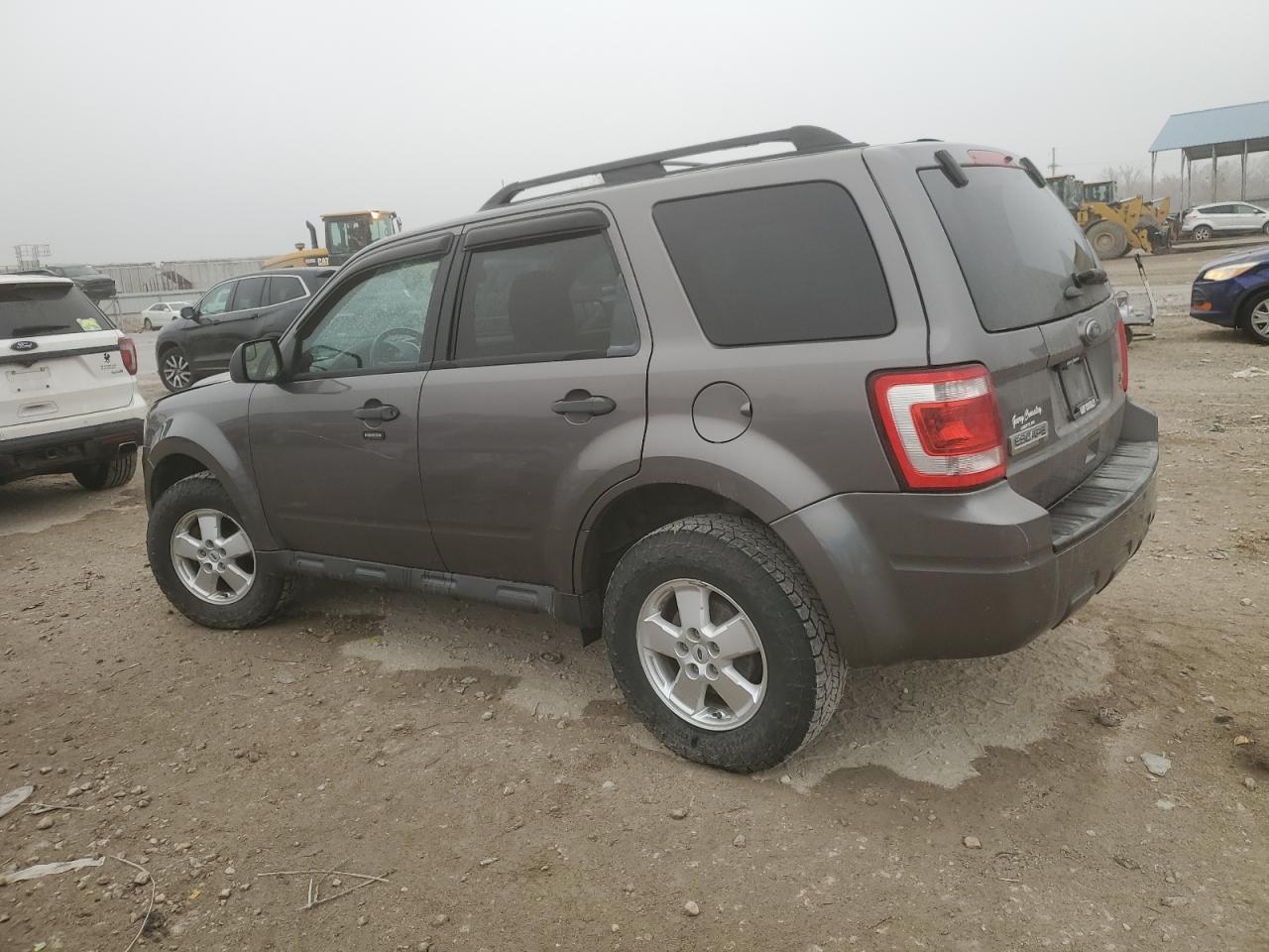 2012 Ford Escape Xlt - Фото 2
