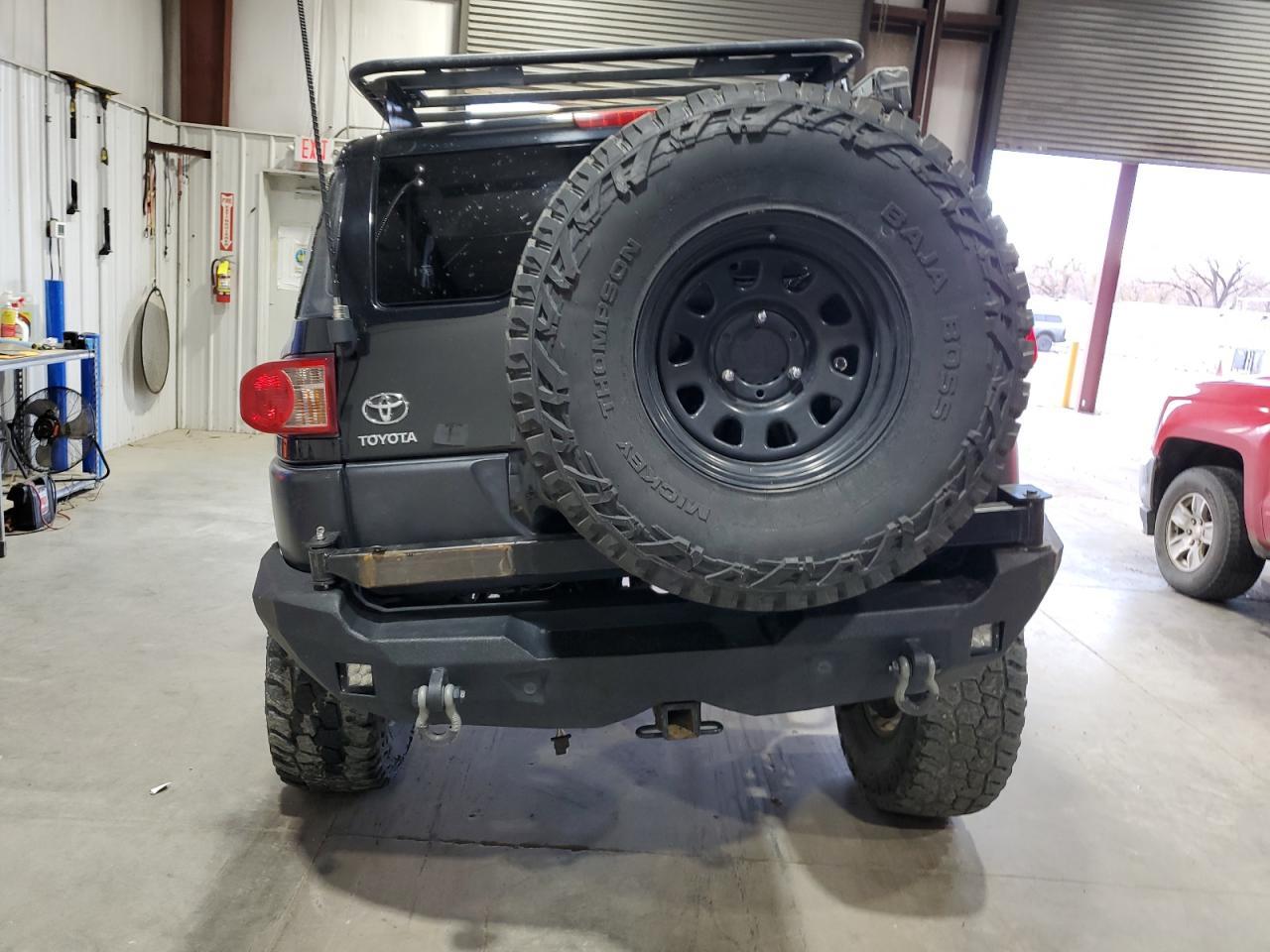 2007 Toyota Fj Cruiser - Image 6