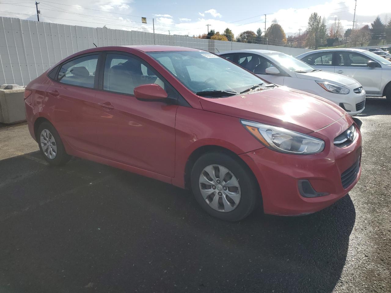 2017 Hyundai Accent Se - Фото 4