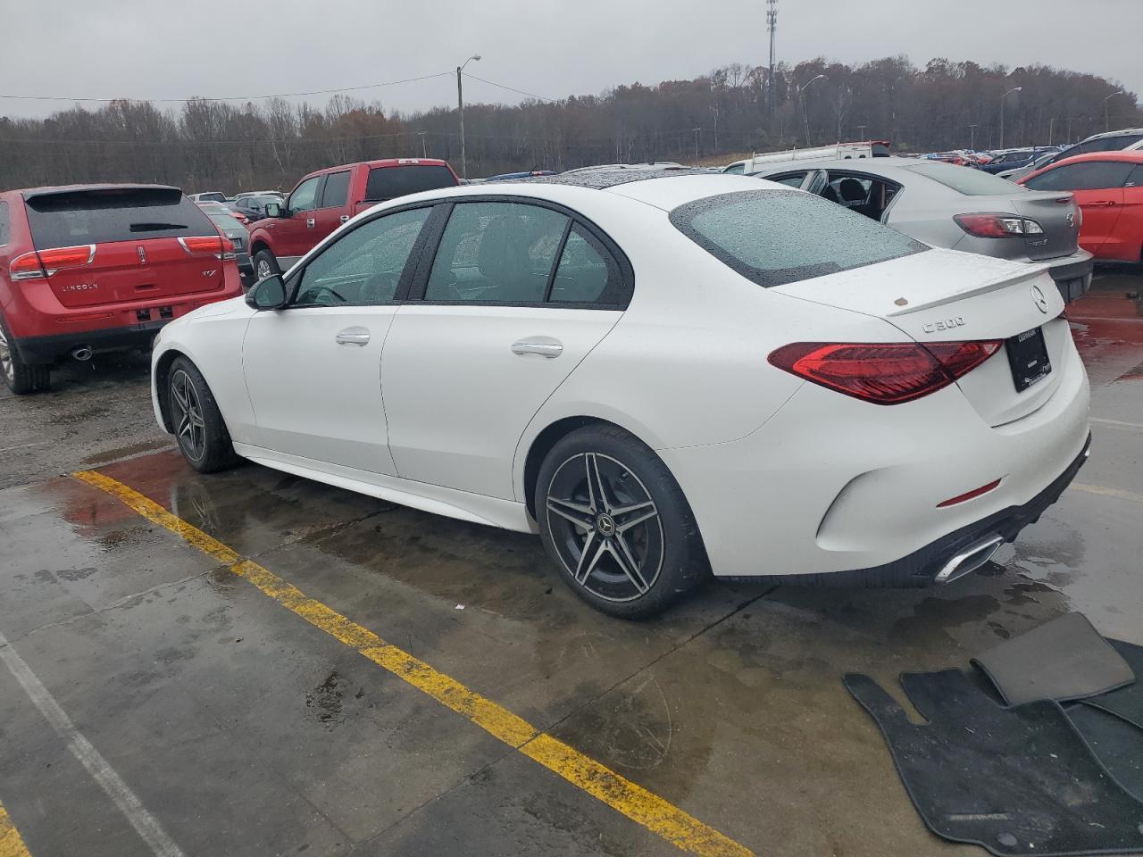 2023 Mercedes-Benz C 300 4Matic - Image 2