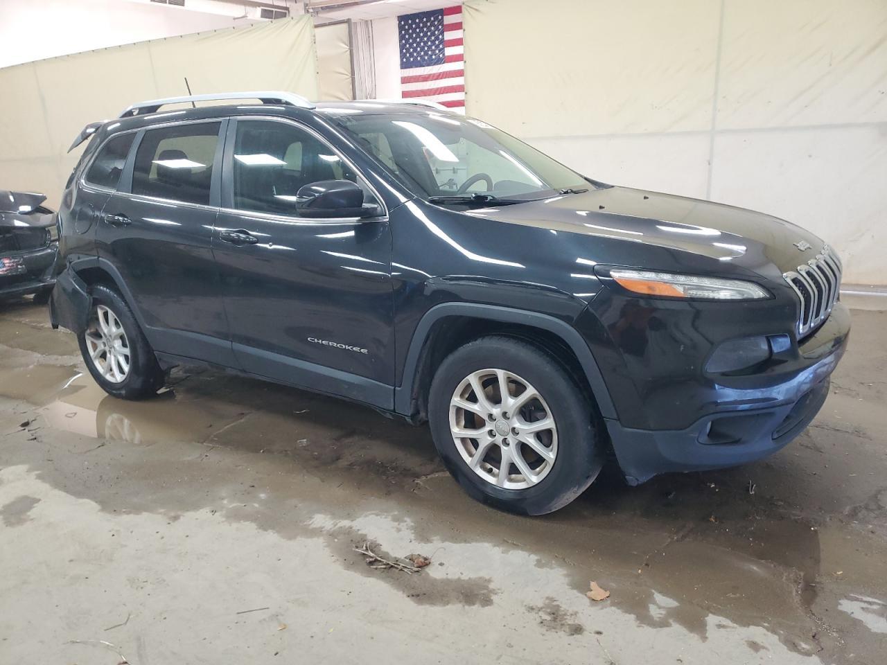 2016 Jeep Cherokee Latitude - Фото 4