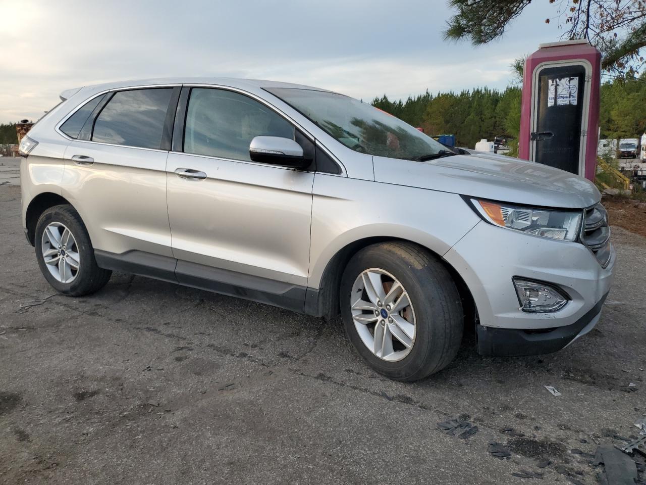 2017 Ford Edge - Image 4