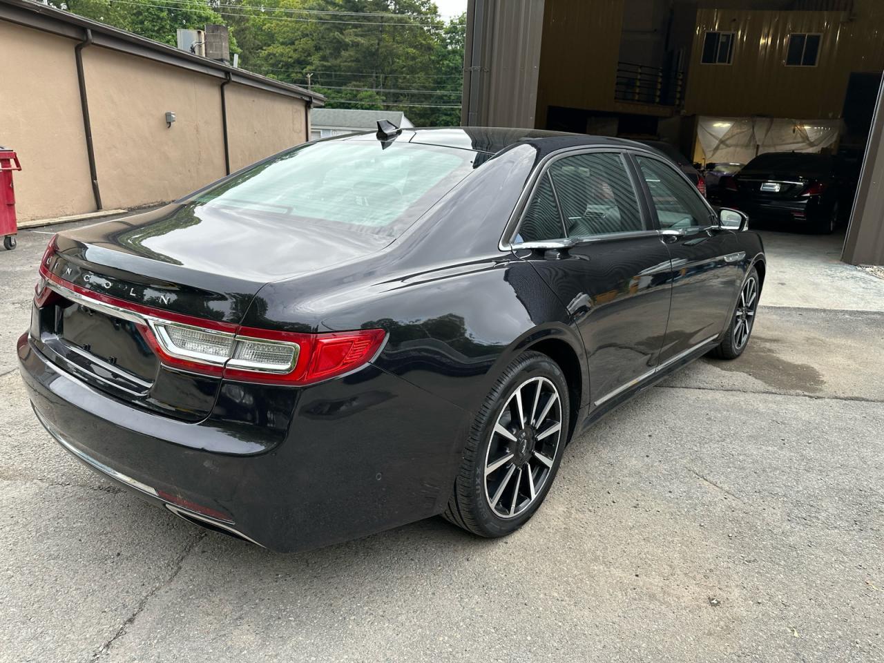 2020 Lincoln Continental Reserve - Фото 4