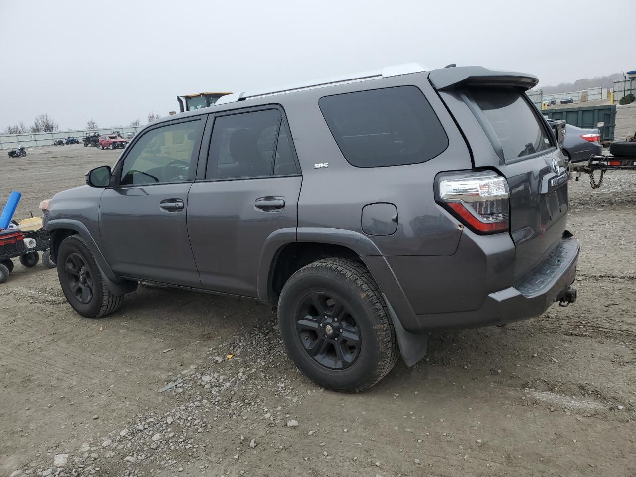 2016 Toyota 4Runner Sr5 - Image 2