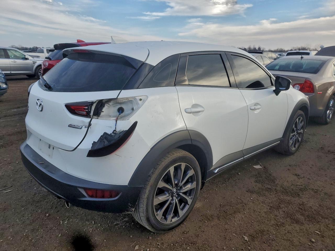 2019 Mazda Cx-3 Grand Touring - Image 3