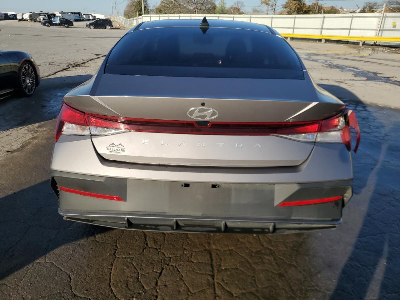 2024 Hyundai Elantra Se - Фото 6