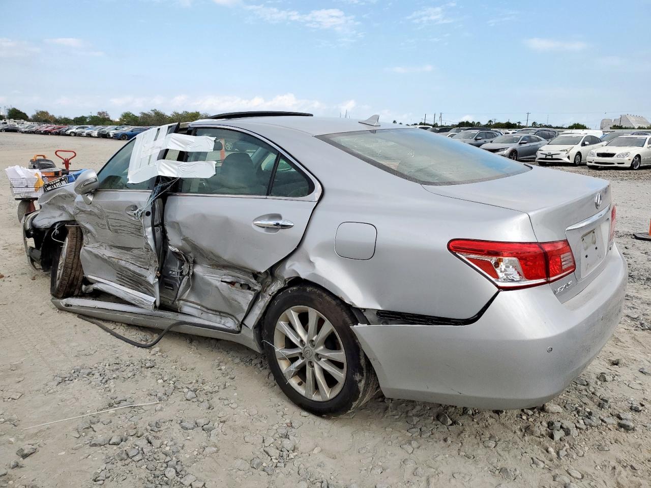 2010 Lexus Es 350 - Фото 2