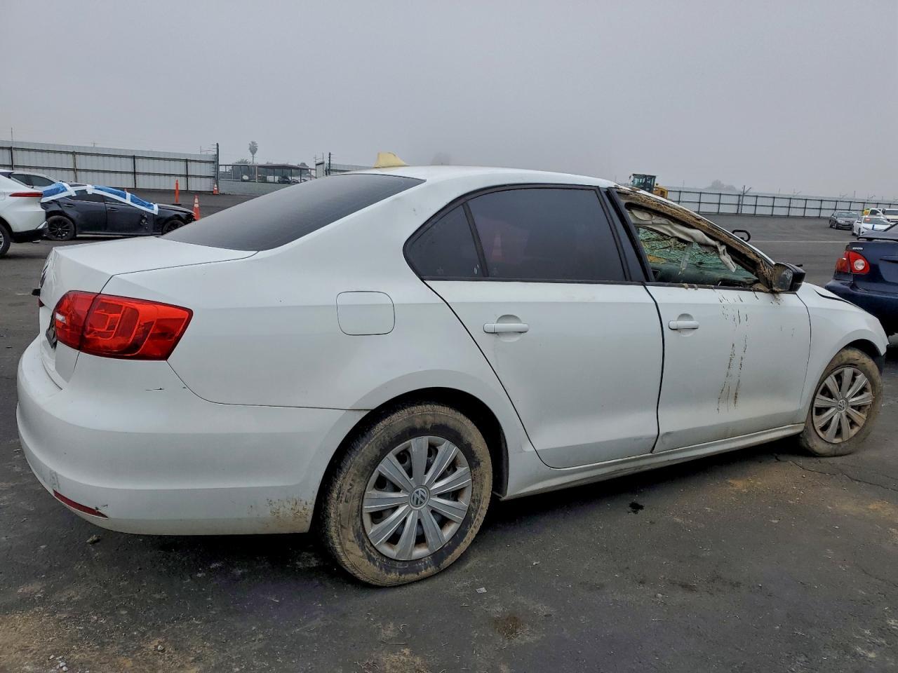 2014 Volkswagen Jetta Base - Фото 3