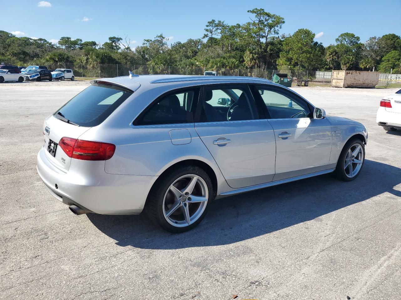 2012 Audi A4 Premium Plus - Image 3