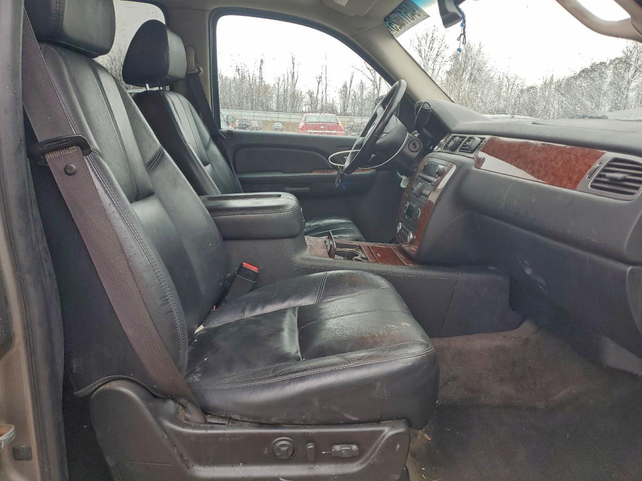2008 Chevrolet Tahoe K1500 - Image 7