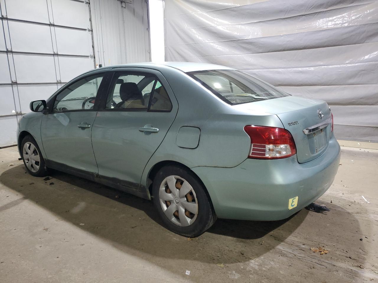 2008 Toyota Yaris Base - Image 2