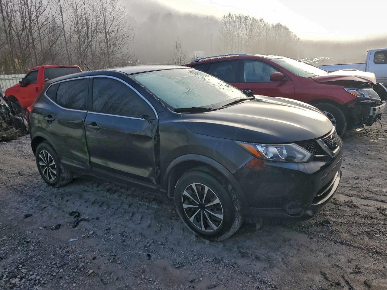 2018 Nissan Rogue Sport S - Фото 4