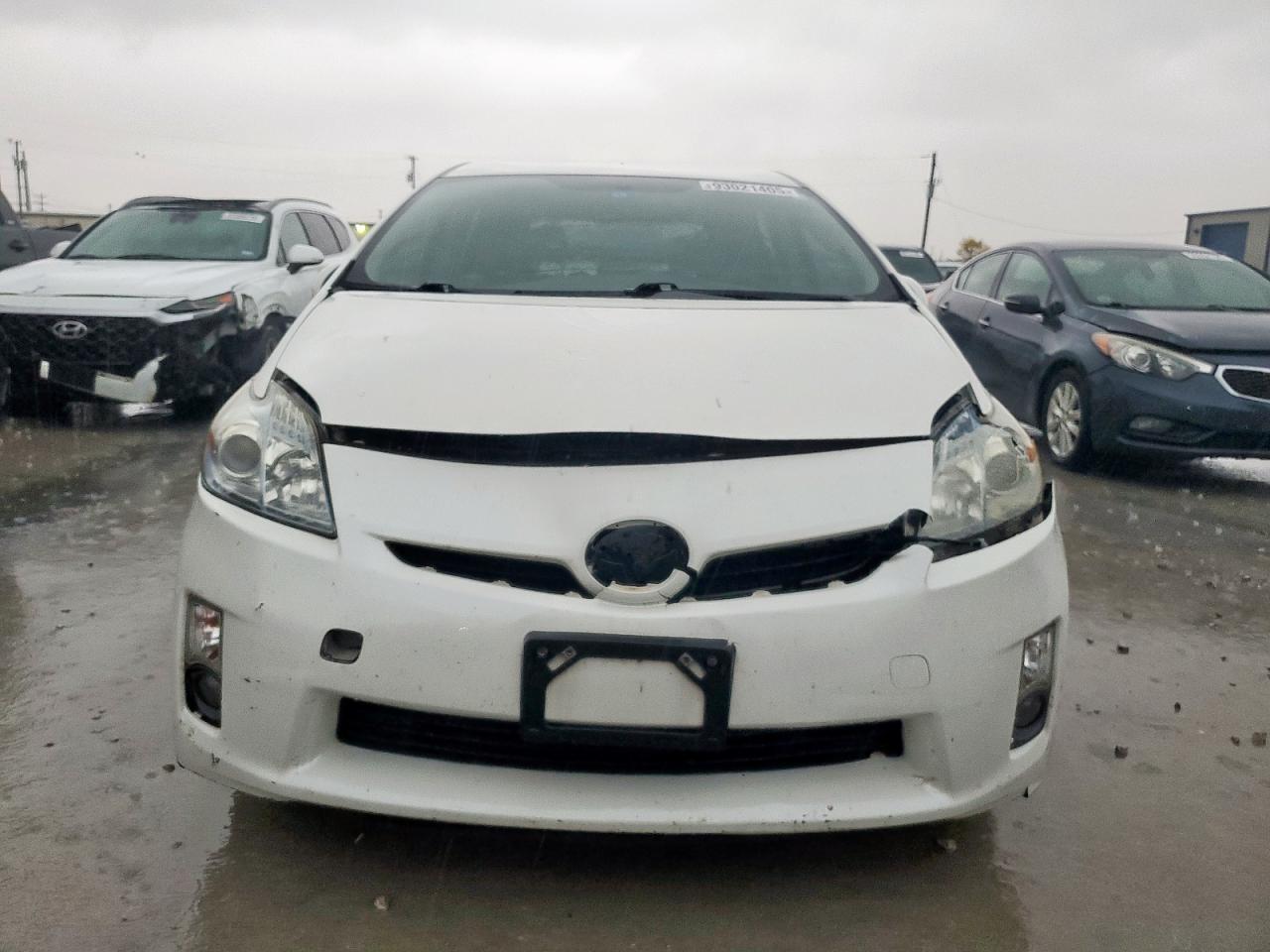 2011 Toyota Prius - Фото 5