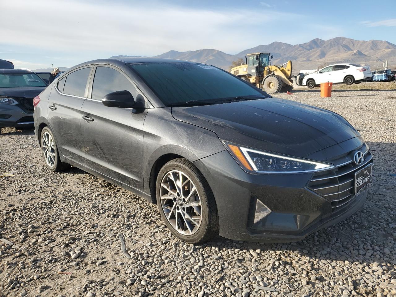 2020 Hyundai Elantra Sel - Image 4