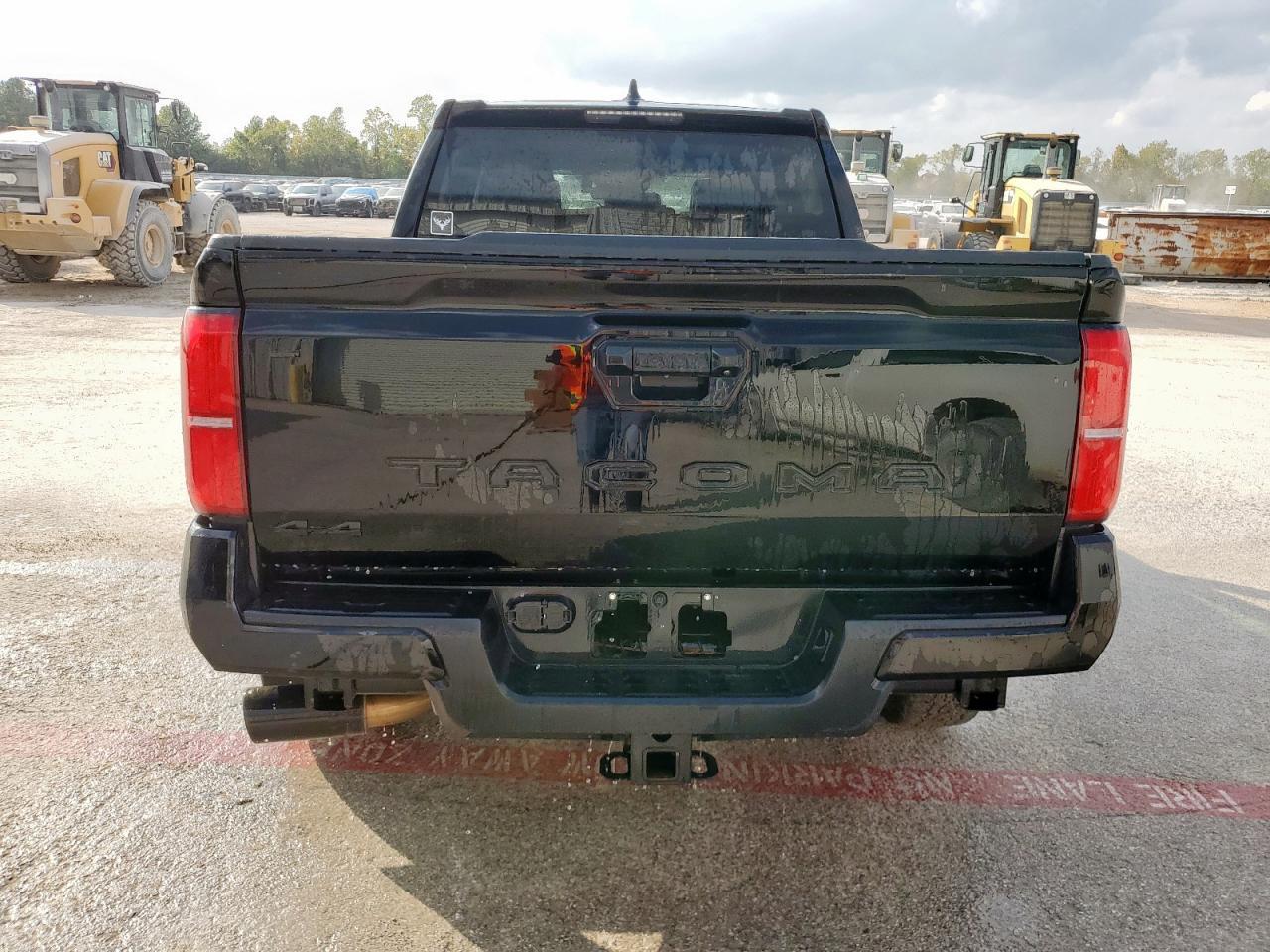 2024 Toyota Tacoma Double Cab - Image 6