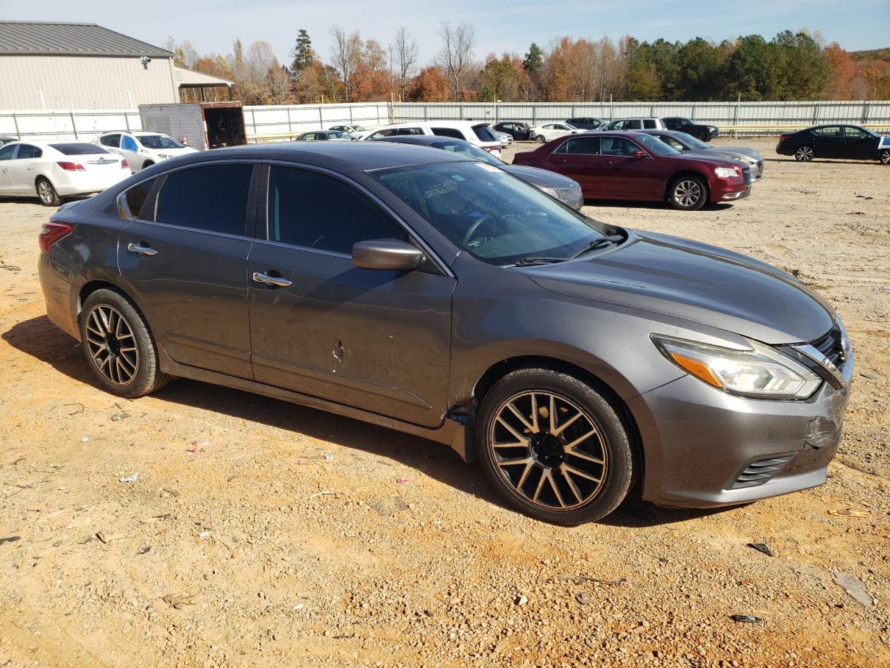 2018 Nissan Altima 2.5 - Фото 4