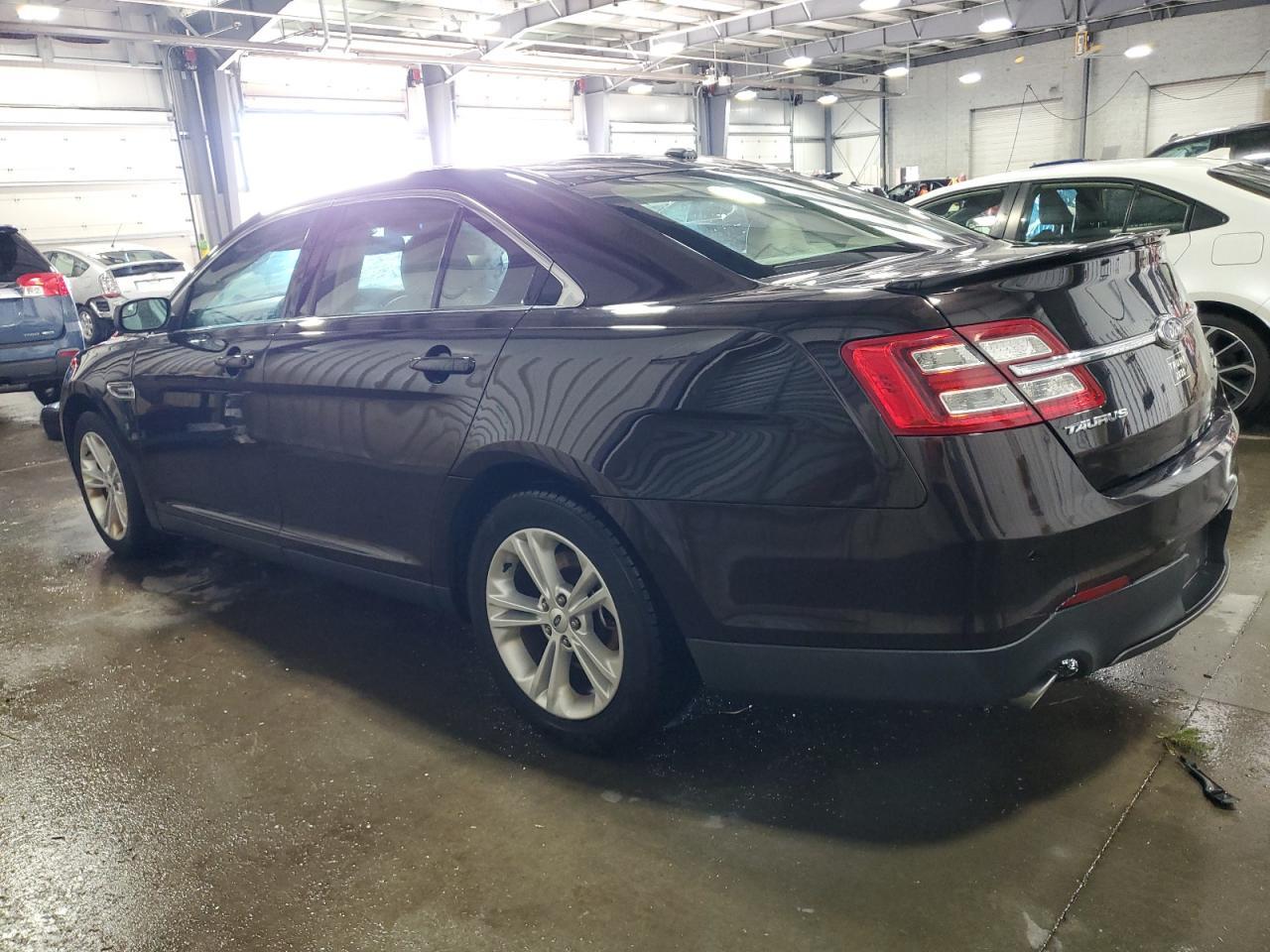2013 Ford Taurus Sel - Фото 2