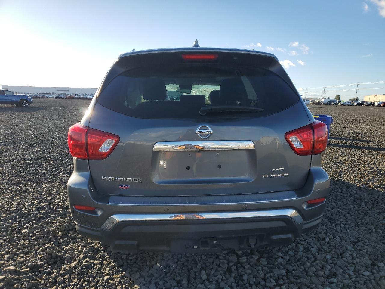 2019 Nissan Pathfinder S - Image 6