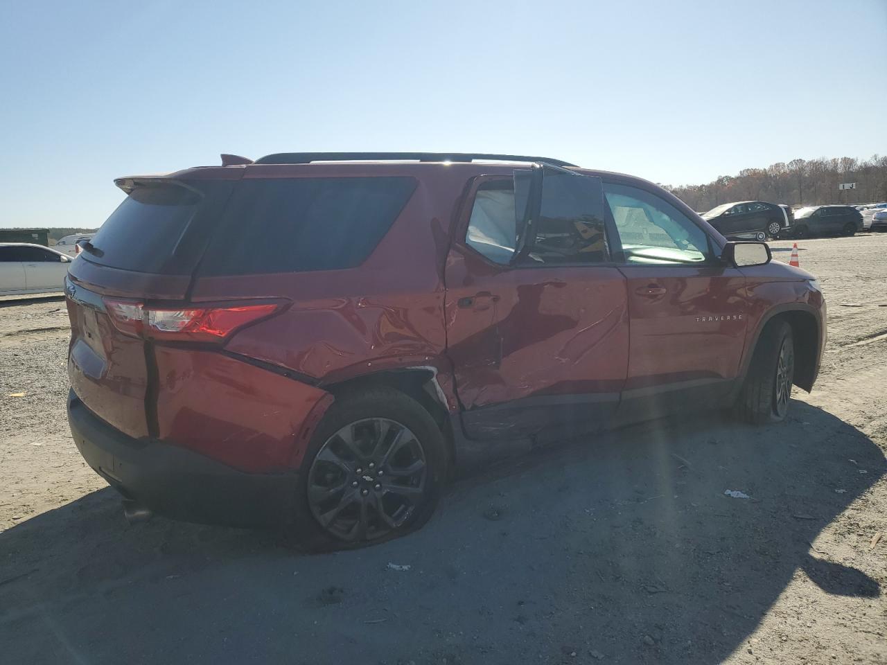 2019 Chevrolet Traverse Rs - Image 3