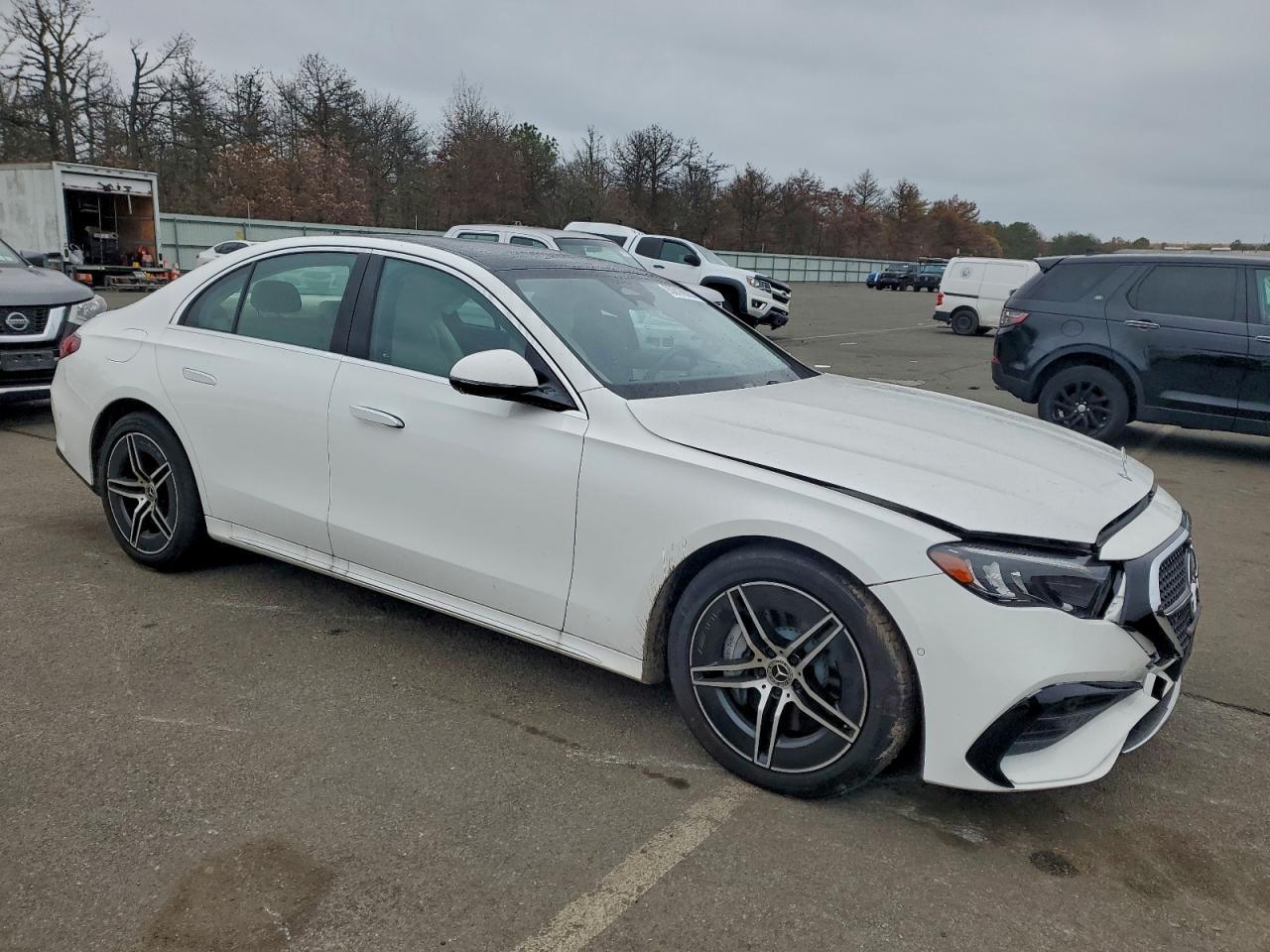 2024 Mercedes-Benz E 450 4Matic - Фото 4