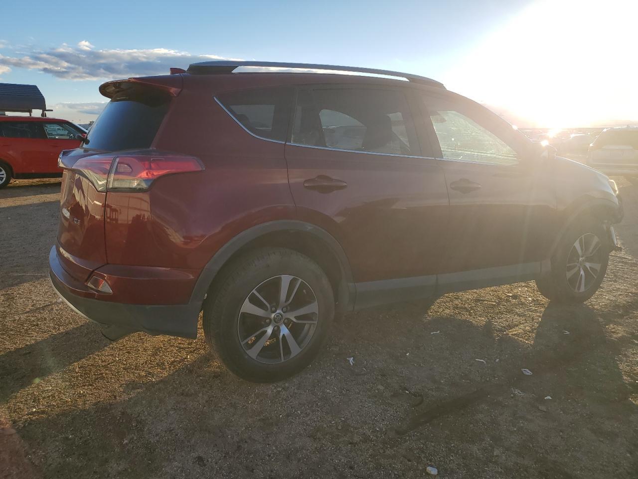 2018 Toyota Rav4 Adventure - Фото 3
