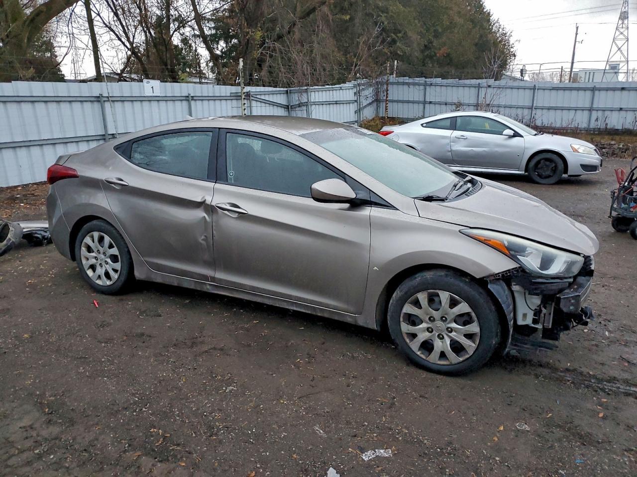 2015 Hyundai Elantra Se - Фото 4