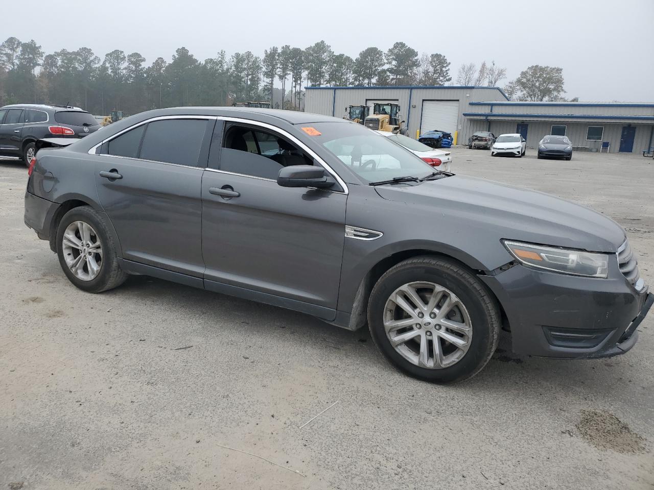 2015 Ford Taurus Sel - Image 4