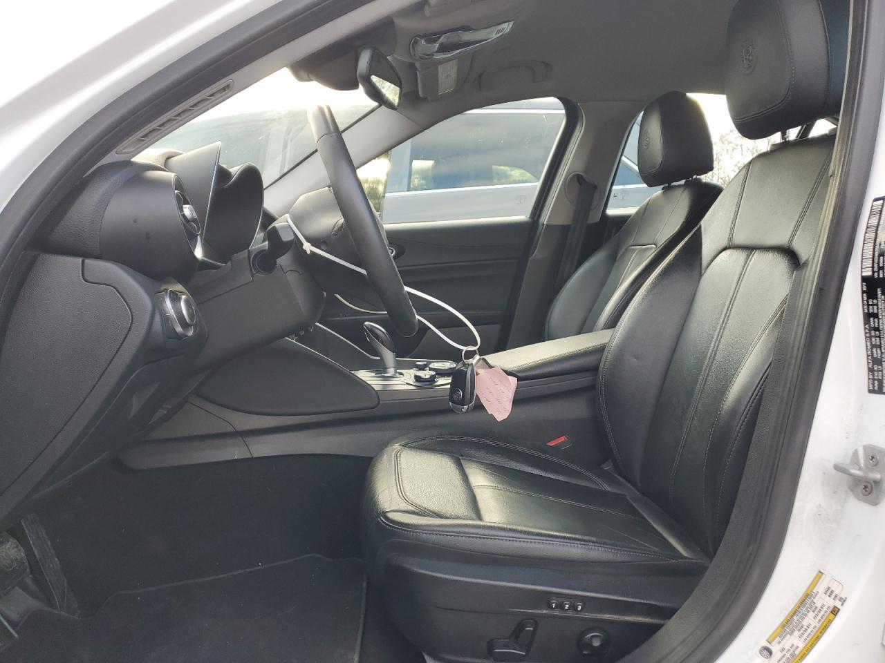 2017 Alfa Romeo Giulia Q4 - Фото 7
