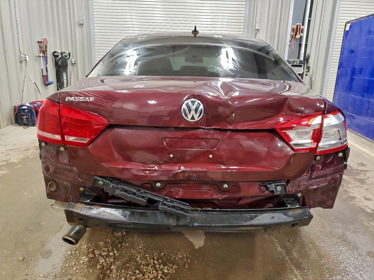 2012 Volkswagen Passat Se - Image 6