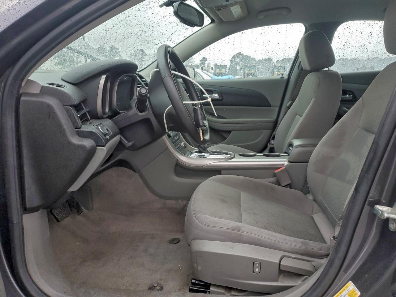 2013 Chevrolet Malibu Ls - Image 7