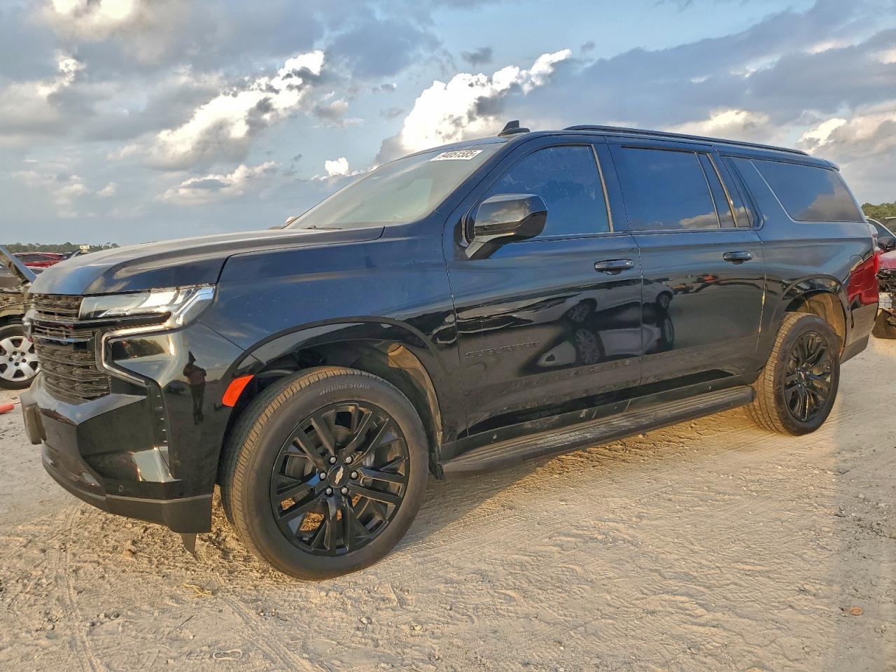 2023 Chevrolet Suburban C1500 Rst