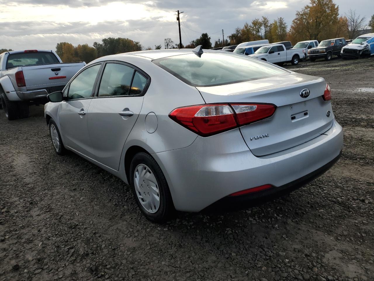 2016 Kia Forte Lx - Image 2