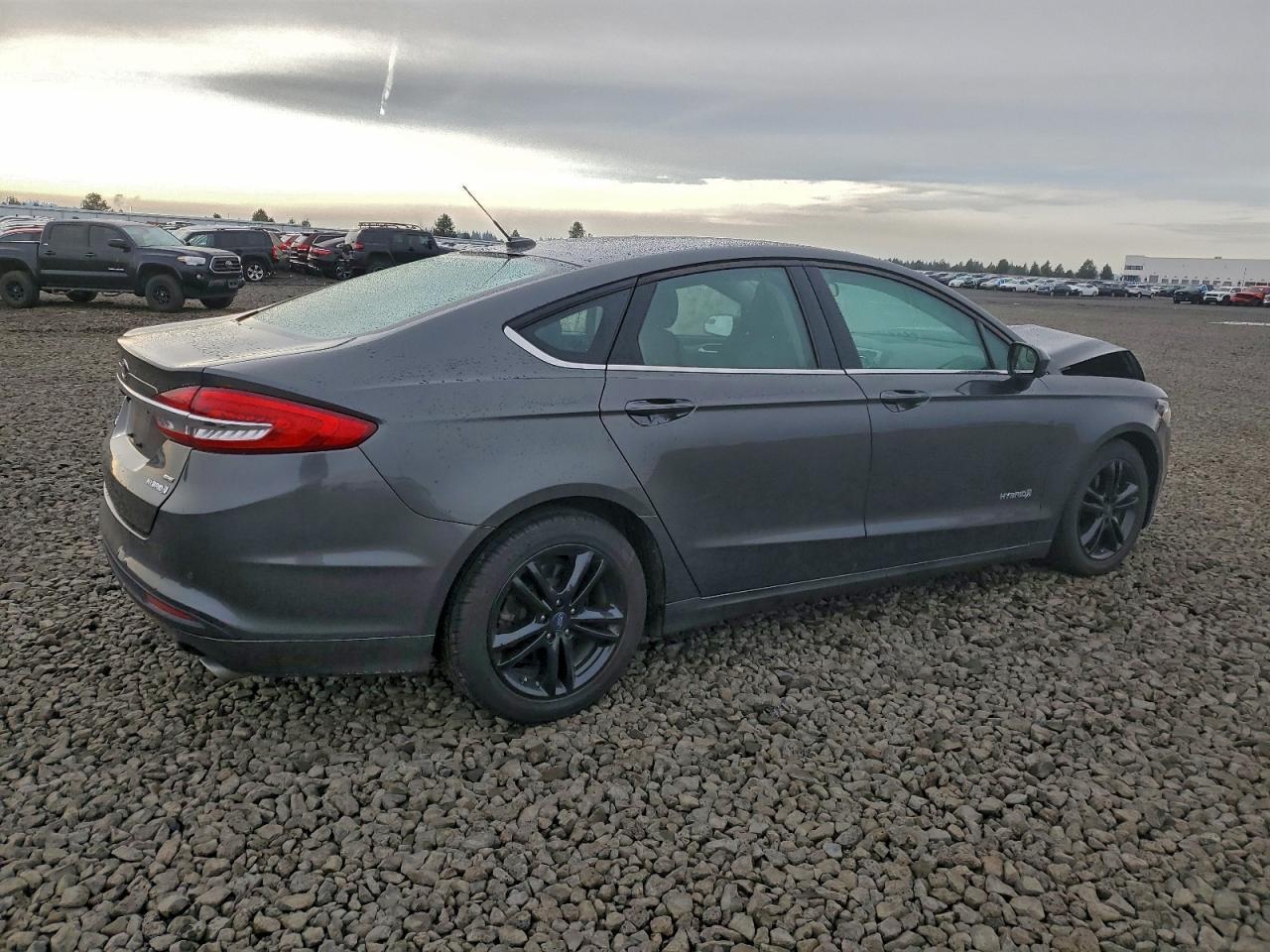 2018 Ford Fusion Se Hybrid - Фото 3